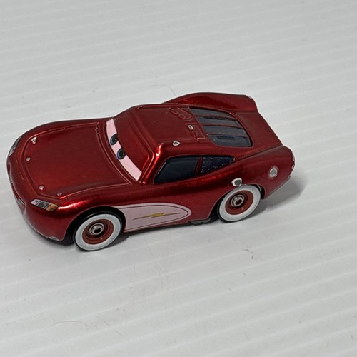 Disney cars saetta mcqueen - cars,